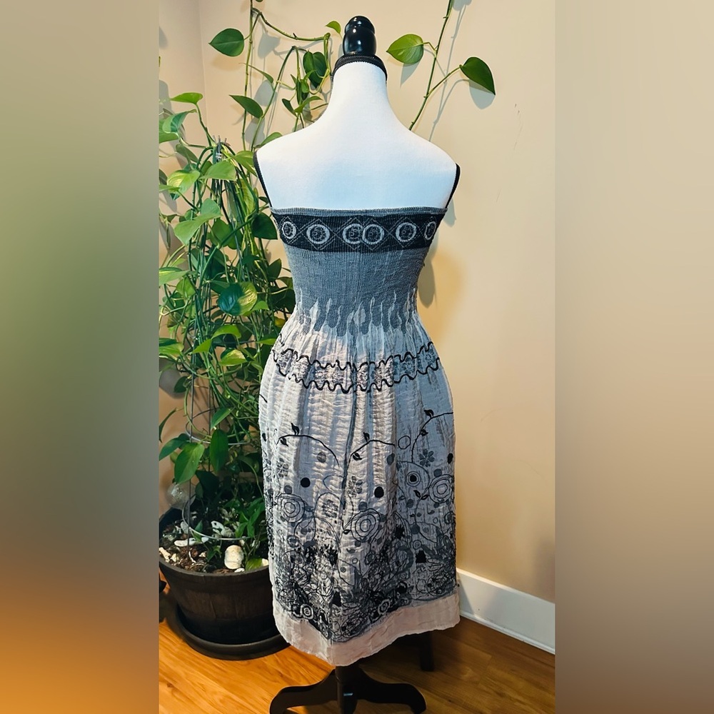 Bohemian Lapis Strapless Midi Dress or Skirt in Floral Gray and Black - Picture 2 of 14